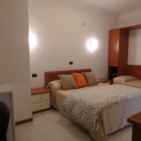 Hotel Europa Albissola Marina Esterno foto