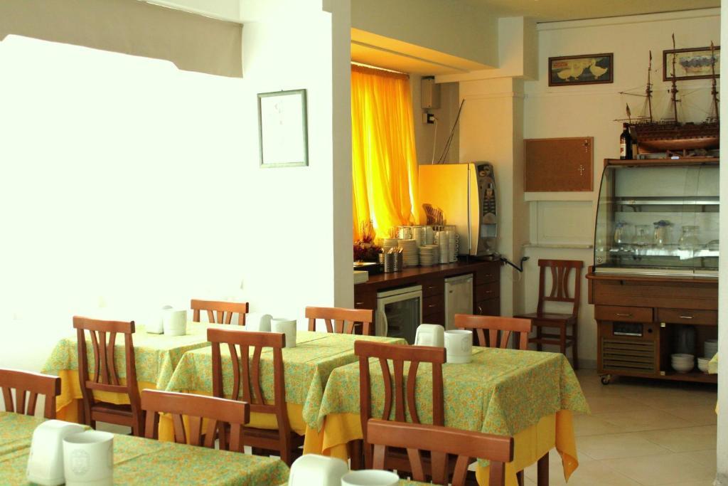 Hotel Europa Albissola Marina Esterno foto
