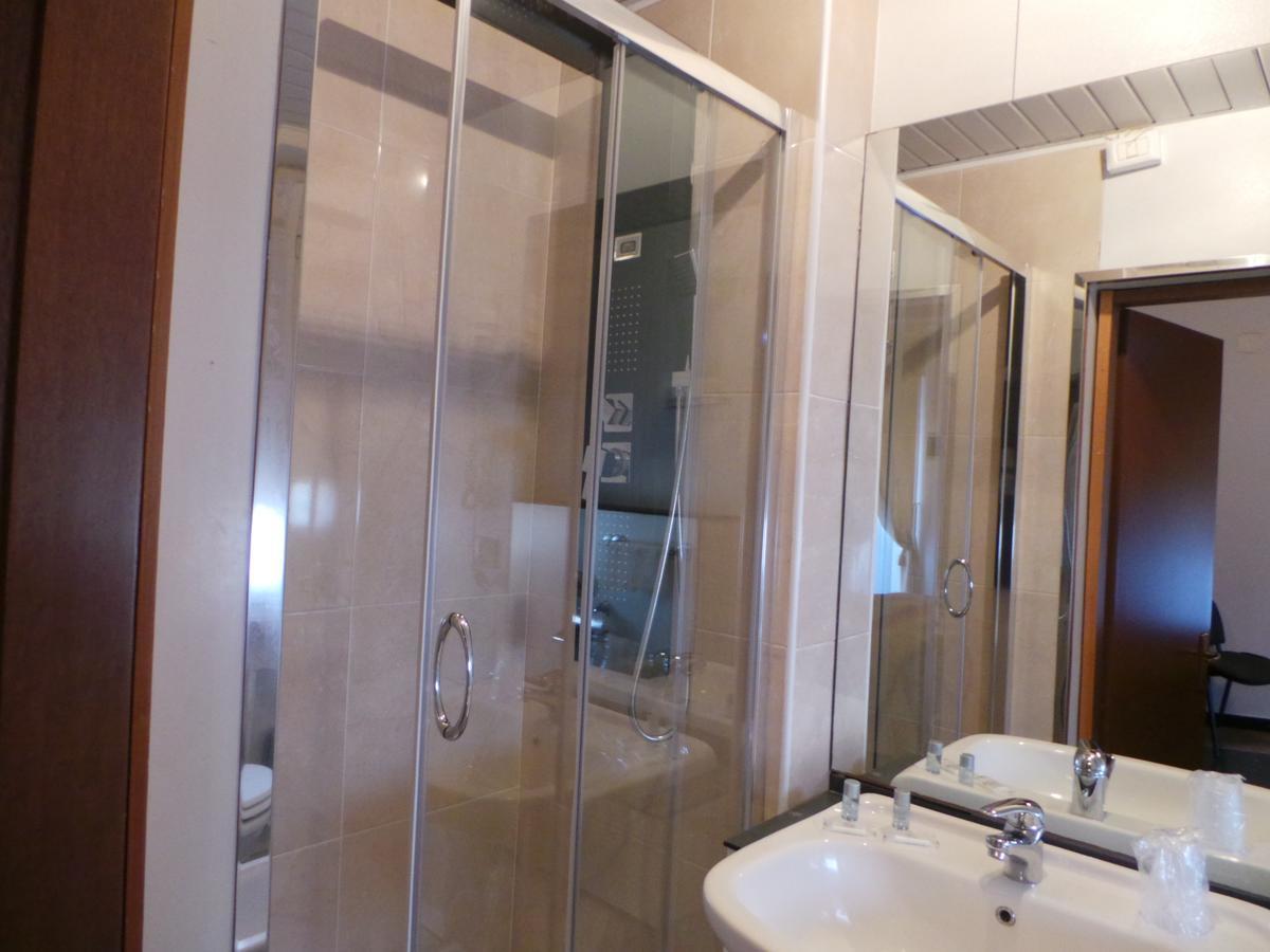 Hotel Europa Albissola Marina Esterno foto