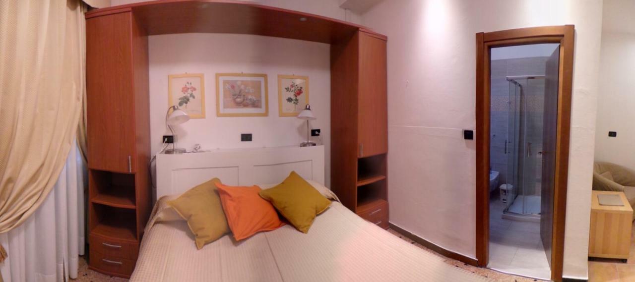 Hotel Europa Albissola Marina Esterno foto